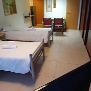 https://charleroi-apartotel-des-jardins-de-la-fontaine-qui-bout.brusselshotelsbook.com